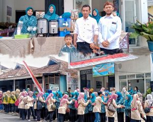 RW 06 Sambut Kehadiran Tim Penilai Di Iringi Marching Band